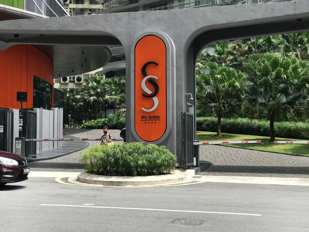 Sky Suites Klcc By Luna Kuala Lumpur Exterior foto